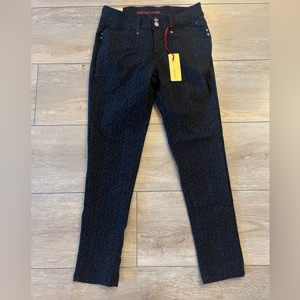 Sabrina lauren pants size 10, dress pants new with tags